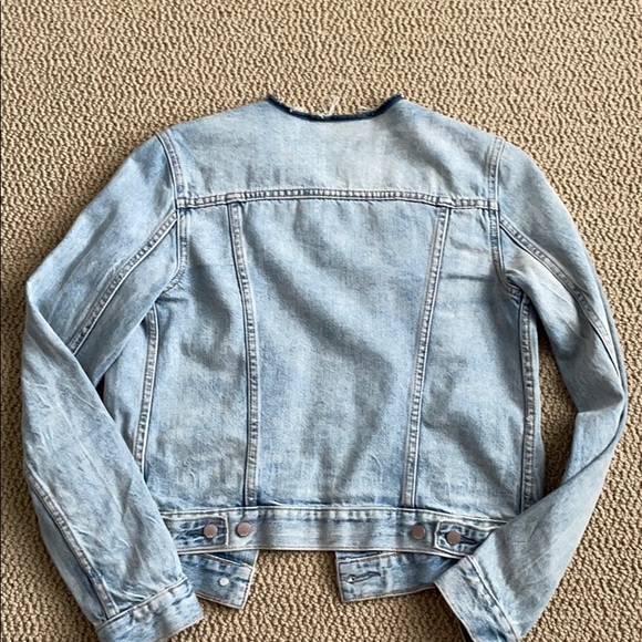 Gap ladies jean jacket size XS - Picture 4 of 4